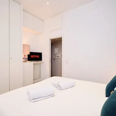 Elegant Near The Centre - Wi-fi & Netflix Free Apartment *