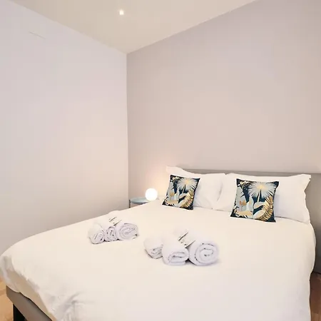 Elegant Near The Centre - Wi-fi & Netflix Free * Rome