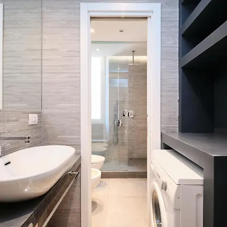 Elegant Near The Centre - Wi-fi & Netflix Free Apartment *